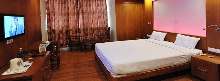 63/Emarald - Delhi 07.jpg